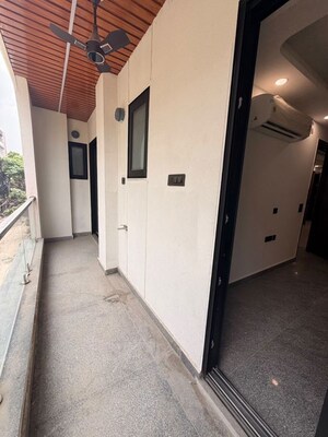 1 BHK Builder Floor For Rent in Neb Sarai