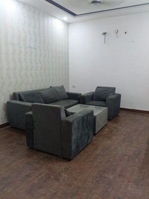 3 BHK Builder Floor For Rent in Sector 43