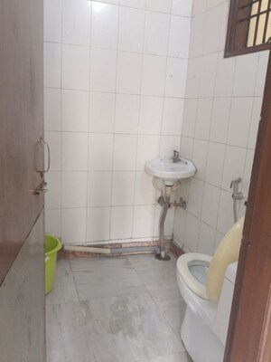 Bathroom in 2 BHK Builder Floor at Sector 43 – for Rent
