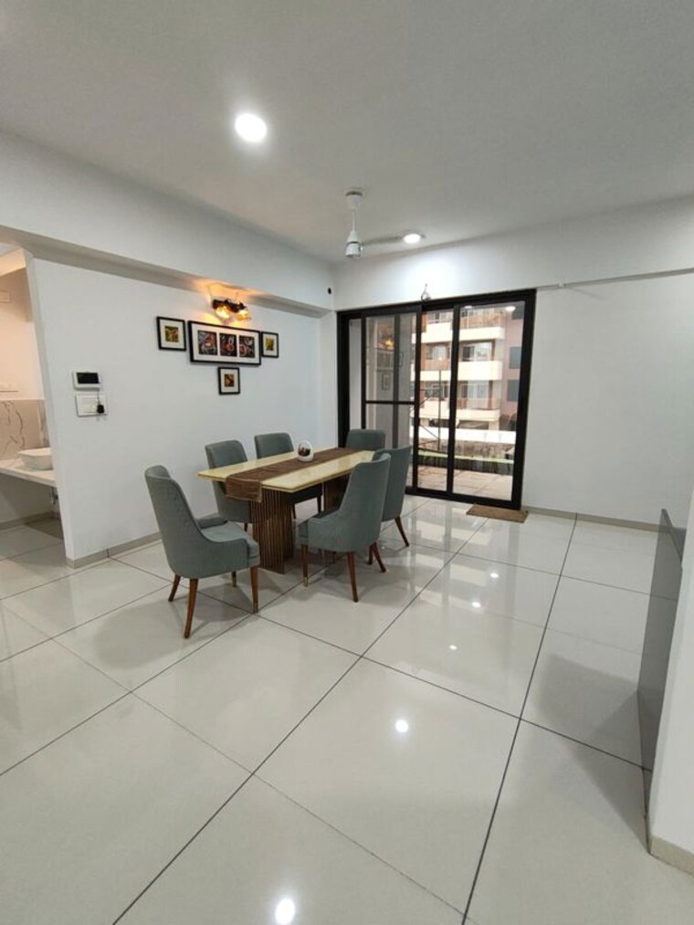 Dining area, forever-atmosphere 4 Bedroom 2536 Sq.Ft. Apartment In Gotri Vadodara 10651039