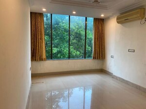 1 BHK Apartment For Sale in Colaba