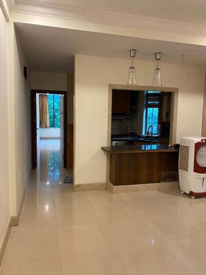 Room in 1 BHK Apartment at Colaba – for Sale