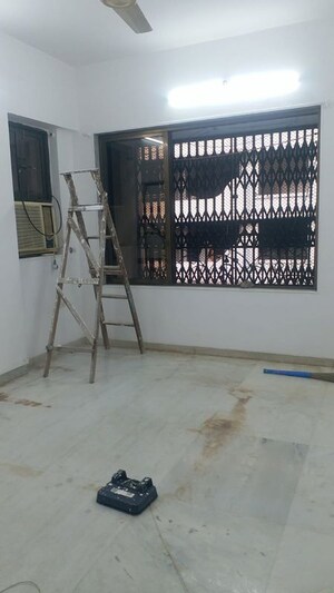 Parking in 2 BHK Apartment at Nivant Apartment Vile Parle, Vile Parle West – for Rent