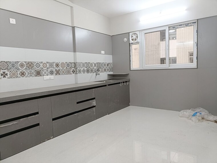 Bathroom, kumar-prithvi-phase-ii 2 Bedroom 835 Sq.Ft. Apartment In Kondhwa Pune 10651022