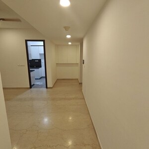 Room in 2 BHK Apartment at Lodha The Park, Worli – for Sale