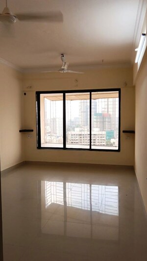 1 BHK Apartment For Rent in Dheeraj Solitaire, Malad West