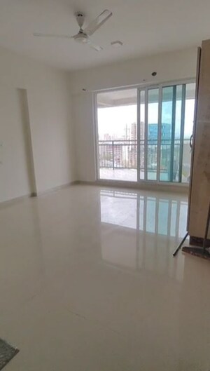 Bedroom in 2.5 BHK Apartment at Chembur – for Rent