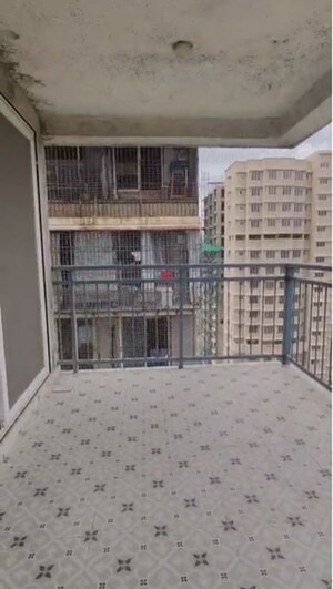 Balcony in 2.5 BHK Apartment at Chembur – for Rent