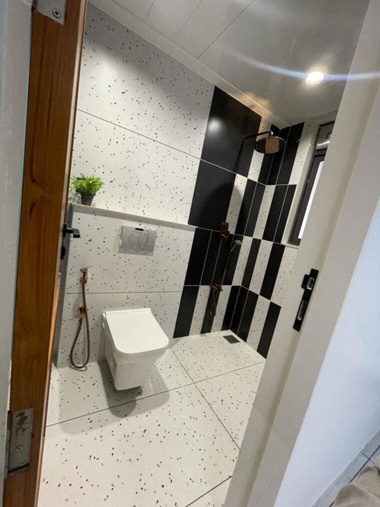 Washroom, aatmiya-selenite 3 Bedroom 978 Sq.Ft. Apartment In Gotri Vadodara 10651142