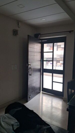 Room in 3 BHK Builder Floor at Tagore Garden – for Rent