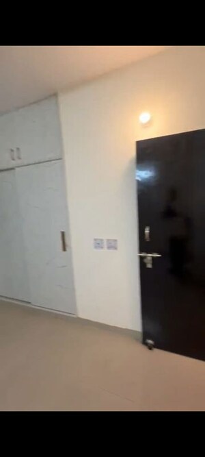Room in 2 BHK Apartment at Ansal Crown Heights, Sector 80 – for Rent