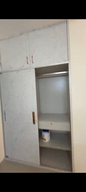Furnished Amenities in 2 BHK Apartment at Ansal Crown Heights, Sector 80 – for Rent