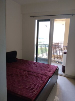 Room in 2 BHK Apartment at Signature Global The Roselia, Sector 95a – for Sale