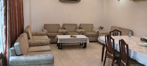 Living Room in 4 BHK Builder Floor at Green Park Extension – for Rent