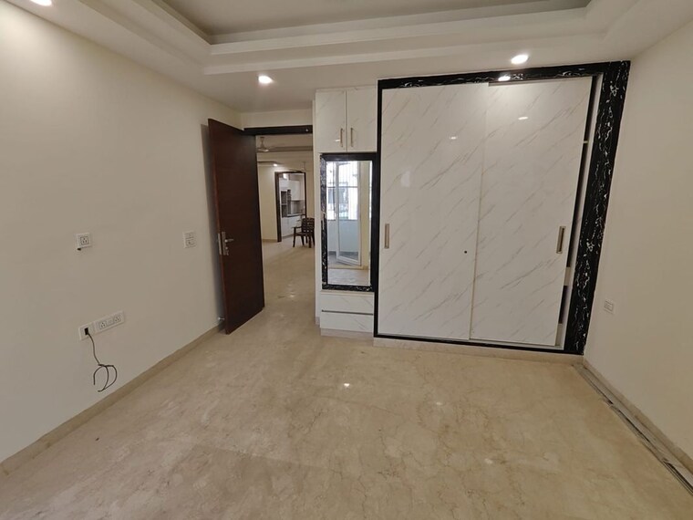 Room, rajouri garden 3 Bedroom 160 Sq.Yd. Builder Floor In Rajouri Garden Delhi 10651243