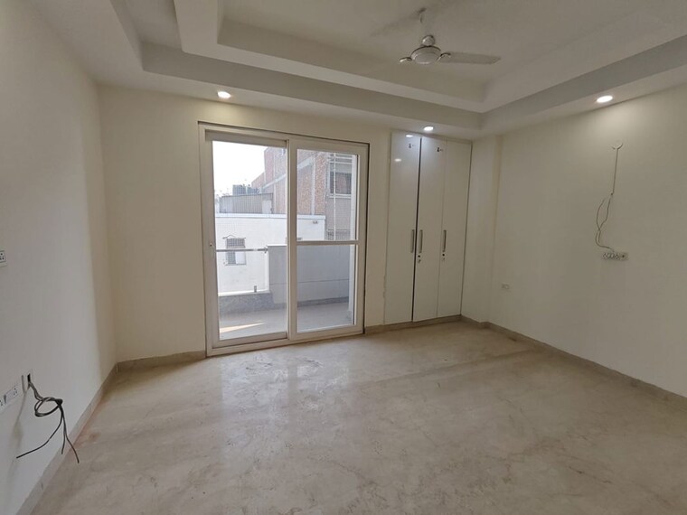 Room, rajouri garden 3 Bedroom 160 Sq.Yd. Builder Floor In Rajouri Garden Delhi 10651243