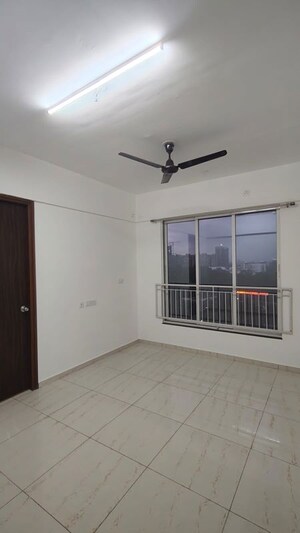 Room in 2 BHK Apartment at Mahindra Centralis Tower 3, Pimpri – for Rent