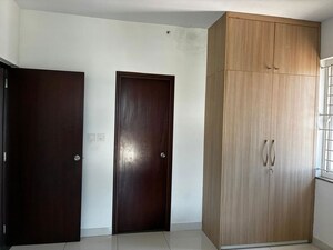 Room in 2 BHK Apartment at Purva Palm Beach, Hennur Road – for Rent