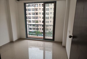 Room in 2 BHK Apartment at Ekta Parks Ville, Virar West – for Rent