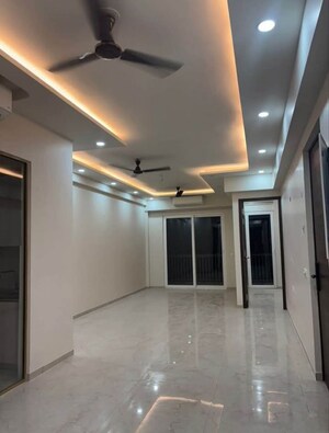 3 BHK Apartment For Rent in Smart World Orchard, Sector 61