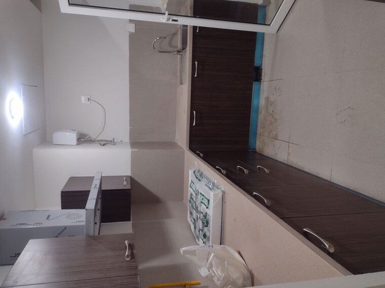 Kitchen, ireo-the-corridors 2.5 Bedroom 1465 Sq.Ft. Apartment In Sector 67a Gurgaon 10651282