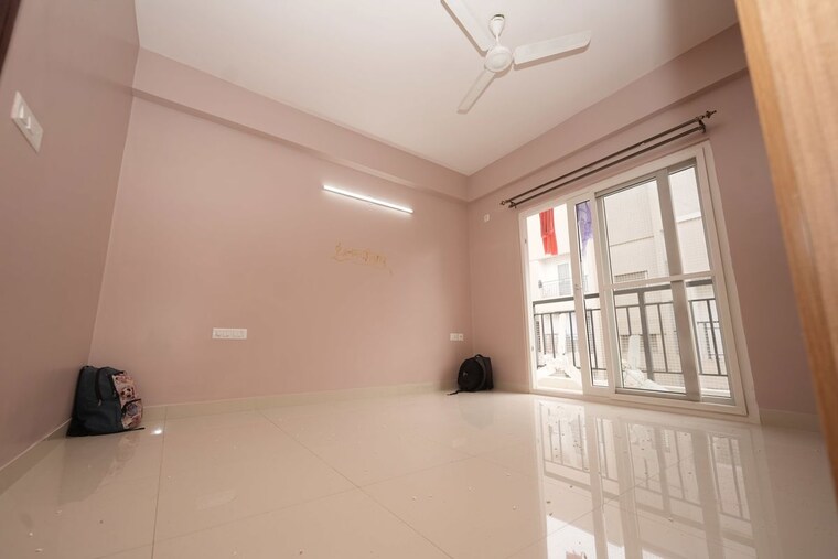 Room, nr-windgates 2 Bedroom 1219 Sq.Ft. Apartment In Thanisandra Main Road Bangalore 10651286