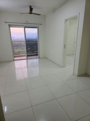 Room in 2 BHK Apartment at Guardian Eastern Meadows, Wagholi – for Rent