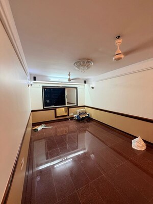 Furnished Amenities in 2 BHK Apartment at Lokhandwala Infrastructure Lady Ratan Tower, Worli – for Rent
