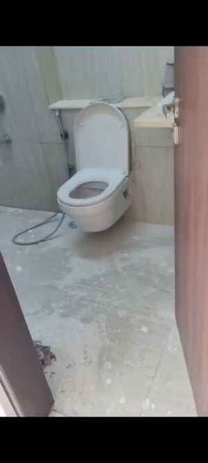 Bathroom in 3.5 BHK Apartment at Runwal Elegante, Andheri West – for Rent