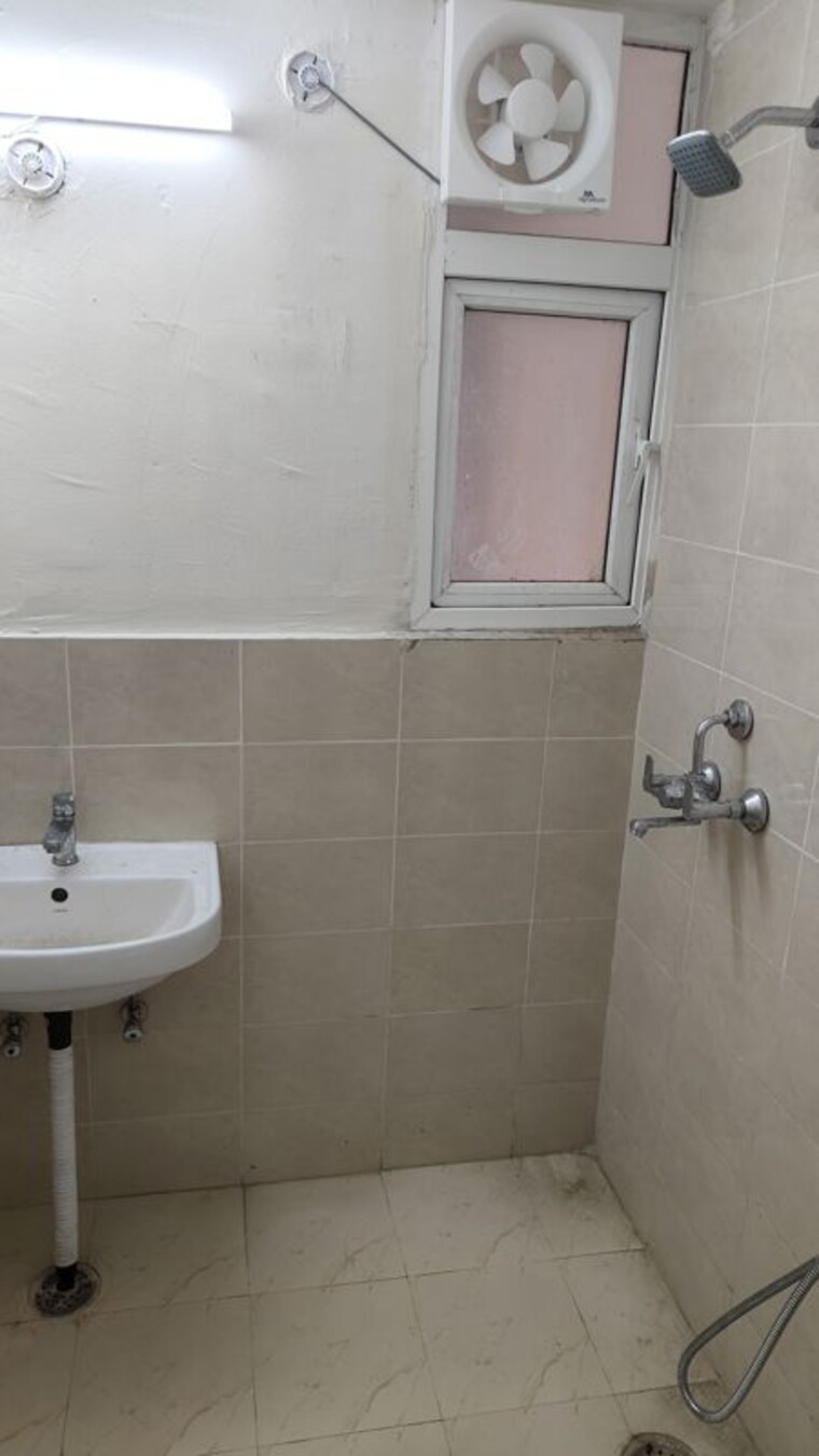 Bathroom, conscient-habitat-102 3 Bedroom 745 Sq.Ft. Apartment In Sector 102 Gurgaon 10651326