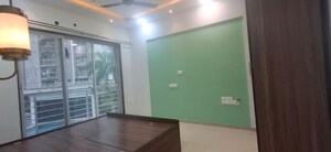 Room in 2 BHK Apartment at Lokhandwala Octacrest, Kandivali East – for Sale
