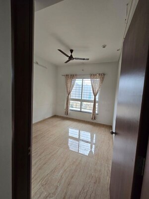 Room in 3 BHK Apartment at VTP Leonara, Mahalunge – for Rent