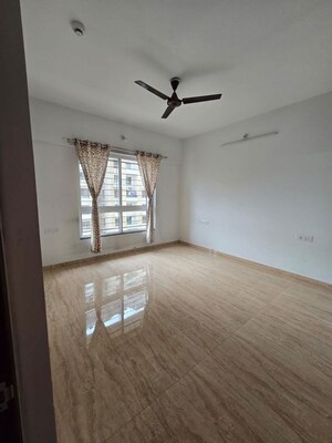 Room in 3 BHK Apartment at VTP Leonara, Mahalunge – for Rent
