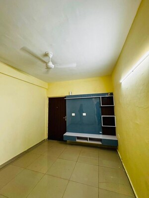 2 BHK Apartment For Rent in Pyramid Midtown, Sector 59
