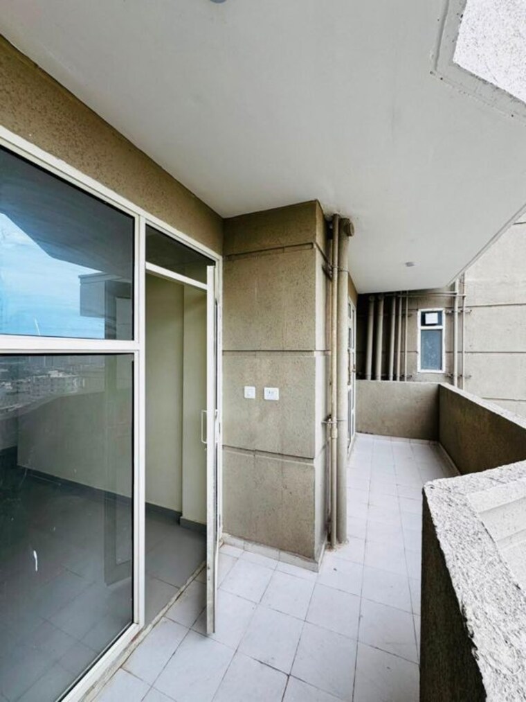 Kitchen, pyramid-midtown 2 Bedroom 678 Sq.Ft. Apartment In Sector 59 Gurgaon 10651363