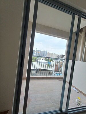 Building Lobby in 1 BHK Apartment at Mahindra Happinest Tathawade Phase 1, Tathawade – for Sale