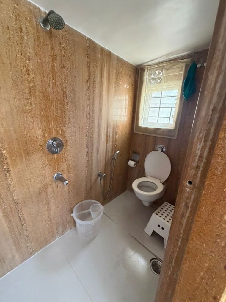 Bathroom, bandra west 2 Bedroom 660 Sq.Ft. Apartment In Bandra West Mumbai 10651398