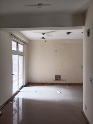 3 BHK Apartment For Rent in Mahagun My Woods, Sector 16c Greater Noida