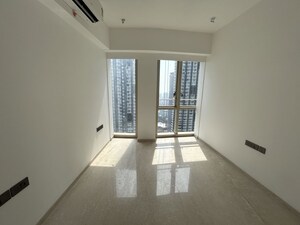 Room in 2 BHK Apartment at Lodha The Park, Worli – for Sale