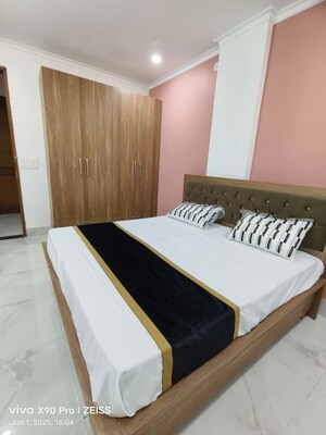 1 RK Builder Floor For Rent in Dlf Phase ii