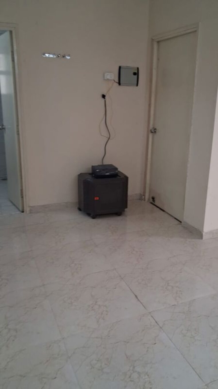 Bathroom, mrg-the-meridian 2 Bedroom 601 Sq.Ft. Apartment In Sector 89 Gurgaon 10651424