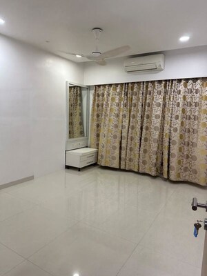 Bedroom in 2 BHK Apartment at Chembur – for Rent