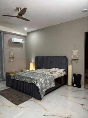Bedroom in 1 BHK Builder Floor at Saket – for Rent