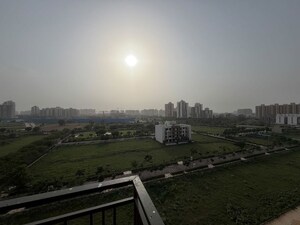 Plot Area in 2 BHK Apartment at MRG The Meridian, Sector 89 – for Rent