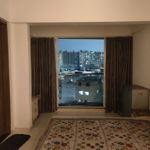 Room in 3 BHK Apartment at Siddh Amara, Bavdhan – for Rent