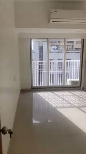 Bedroom in 3 BHK Apartment at Chembur – for Rent