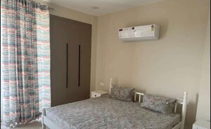 Room in 3 BHK Apartment at Vip Road – for Rent