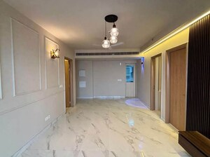 Room in 2.5 BHK Apartment at M3M Heights, Sector 65 – for Rent