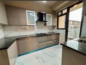 Kitchen in 2.5 BHK Apartment at M3M Heights, Sector 65 – for Rent