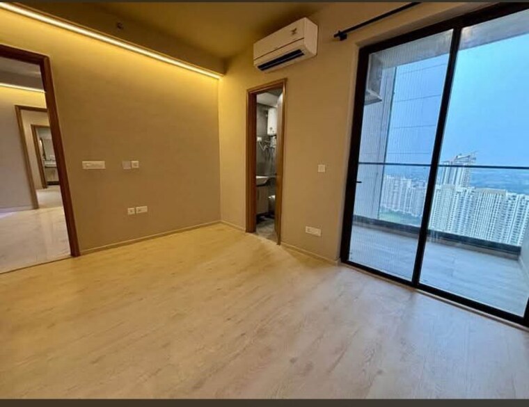 Room, m3m-heights 2.5 Bedroom 1400 Sq.Ft. Apartment In Sector 65 Gurgaon 10651471